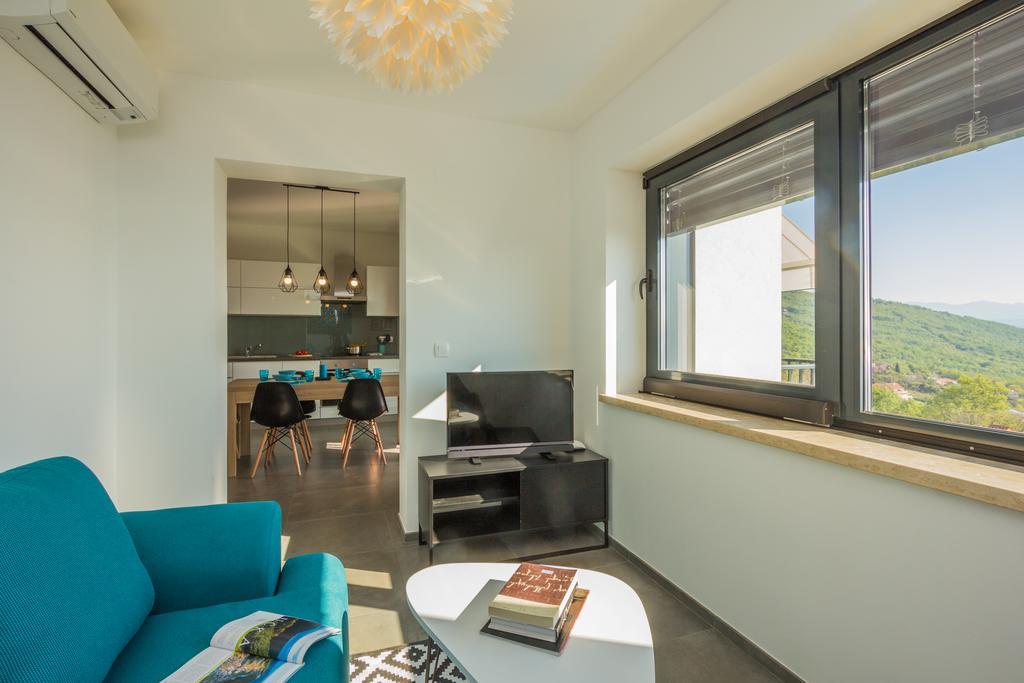 Villa Manus - Boutique Apartments ロヴラン エクステリア 写真